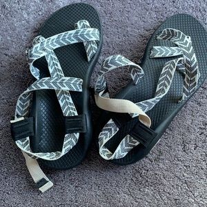 Size 9 Chaco Sandler never worn